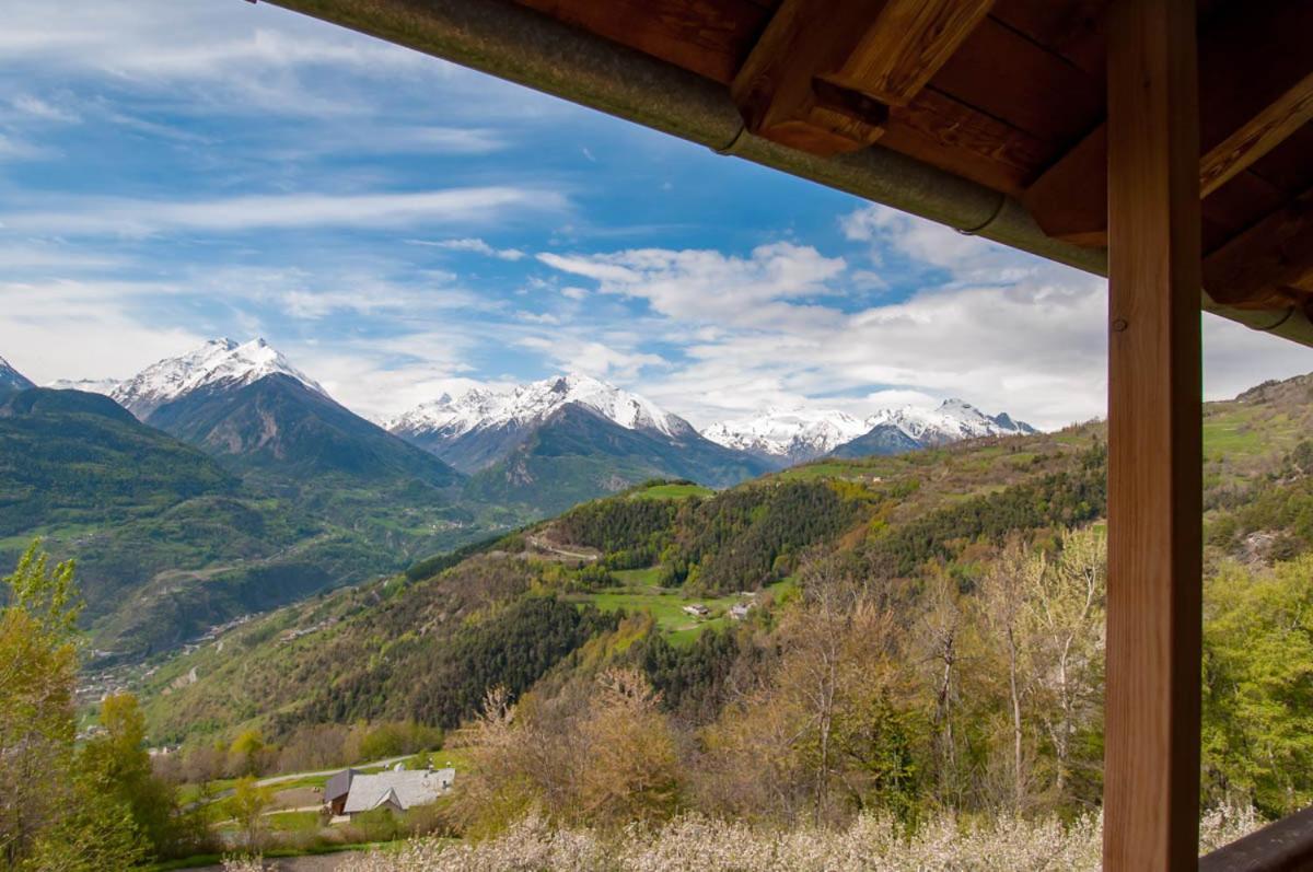 Апартаменты La Cascina D'Orleans Сен-Пьер Экстерьер фото