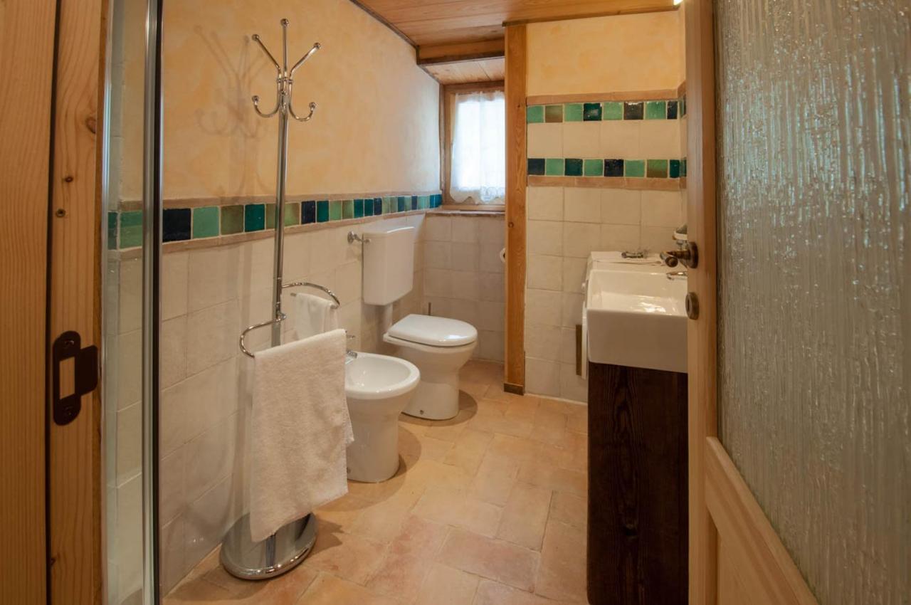 Апартаменты La Cascina D'Orleans Сен-Пьер Экстерьер фото